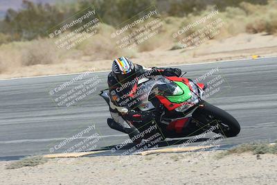 media/Sep-20-2025-Race Pace (Sat) [[d4e1b33f4d]]/Non Verified/Turn 10 Inside (1110am)/